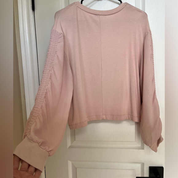 Zara long sleeve shirt-cinched detailed balloon arms in different texture - Picture 3 of 6